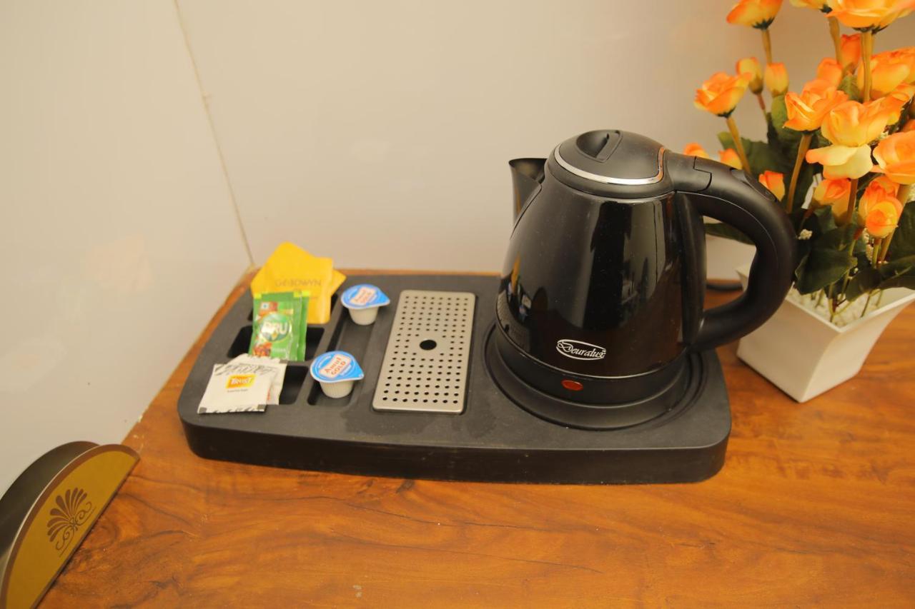 Radha Rani Residency Hotell Khammam Eksteriør bilde