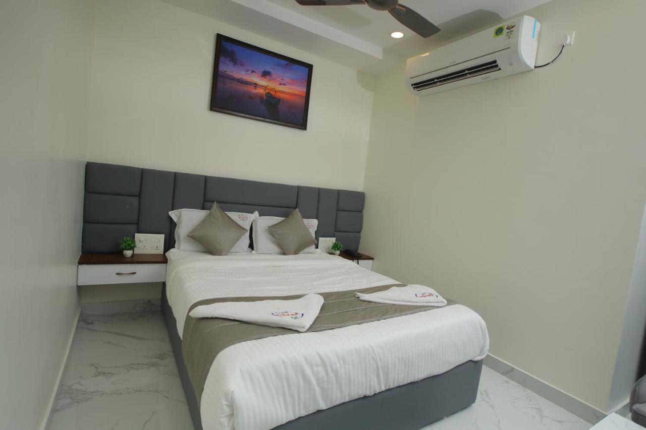 Radha Rani Residency Hotell Khammam Eksteriør bilde