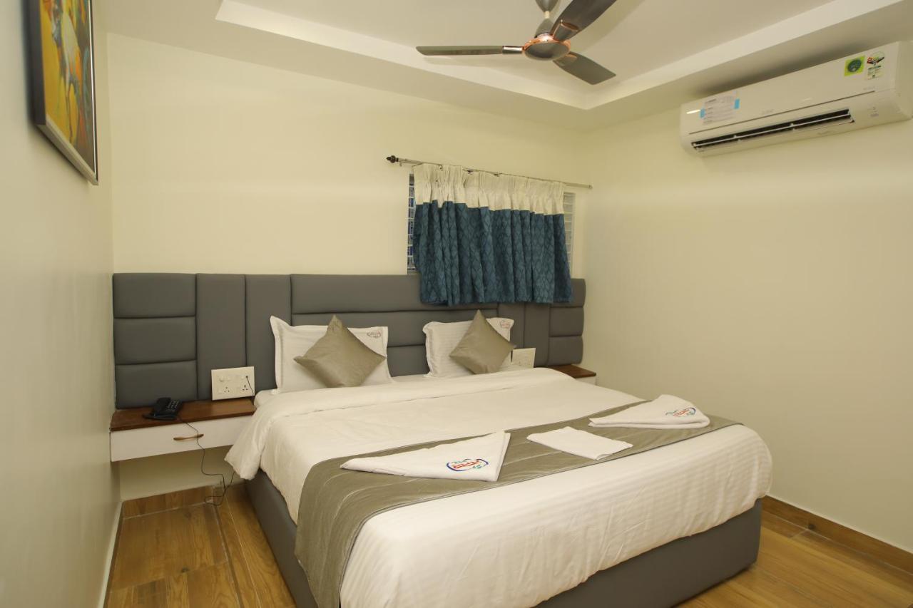 Radha Rani Residency Hotell Khammam Eksteriør bilde