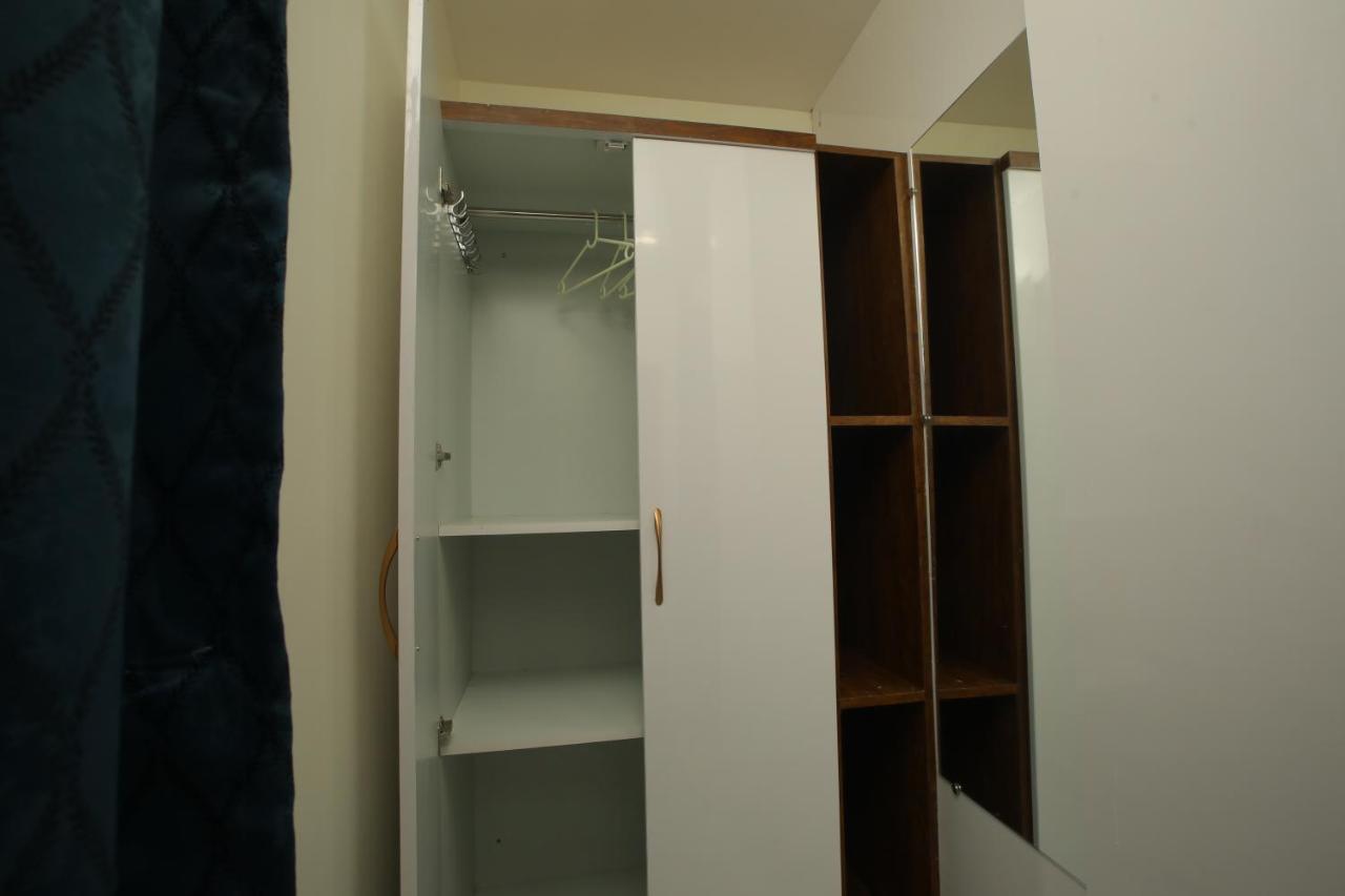 Radha Rani Residency Hotell Khammam Eksteriør bilde